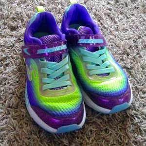 Skechers memory foam sneakers